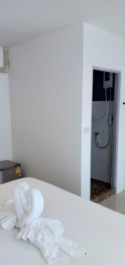 Chaweng Best Hotel And Hostel Samui Екстер'єр фото