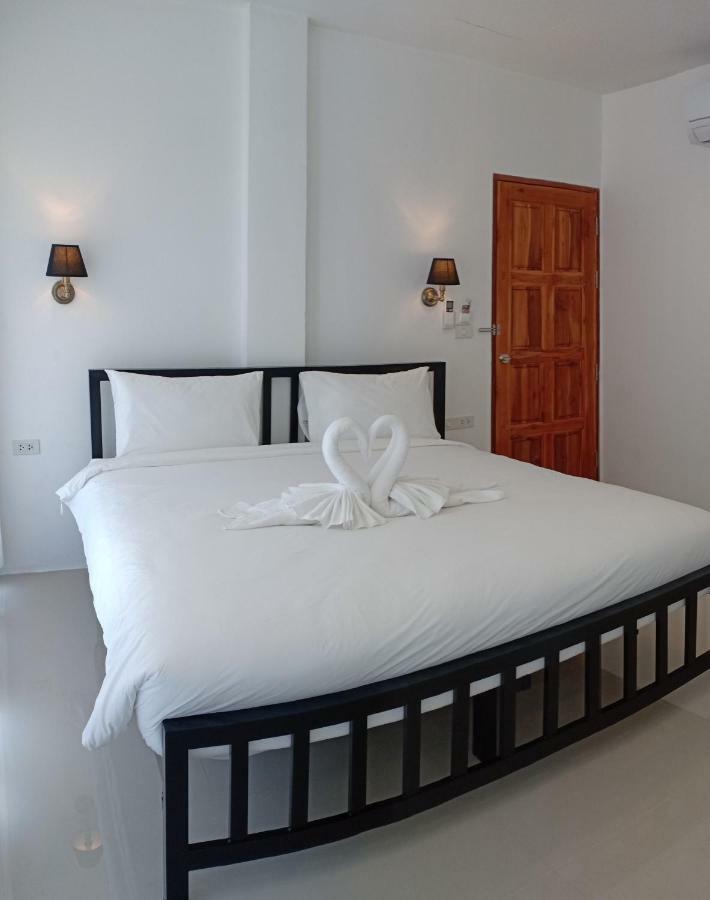 Chaweng Best Hotel And Hostel Samui Екстер'єр фото