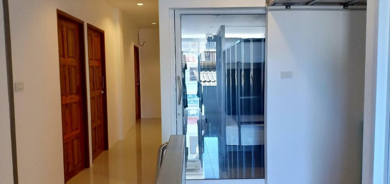 Chaweng Best Hotel And Hostel Samui Екстер'єр фото