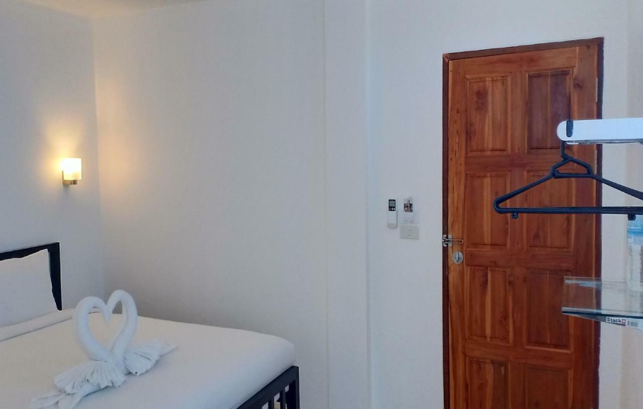 Chaweng Best Hotel And Hostel Samui Екстер'єр фото