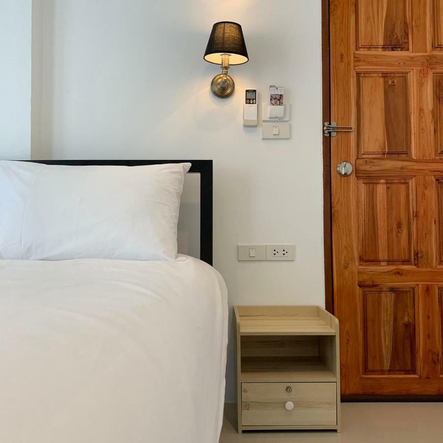 Chaweng Best Hotel And Hostel Samui Екстер'єр фото